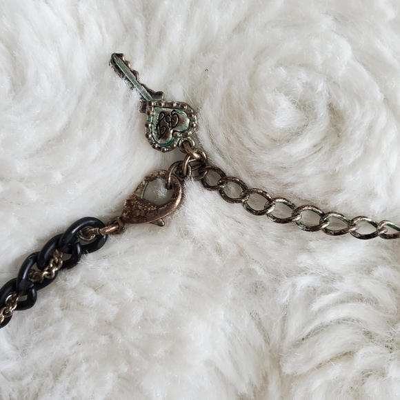 Betsey Johnson Faux Pearl Black Ribbon Necklace - Picture 6 of 9